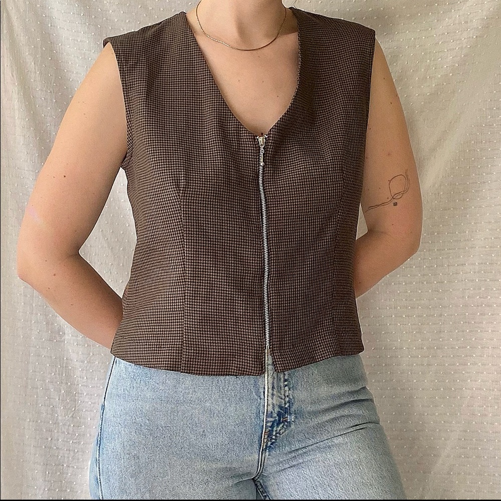 VINTAGE houndstooth vest (1987)